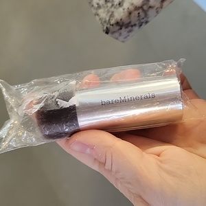 NWT! Seamless Buffing Brush from Bare Minerals.